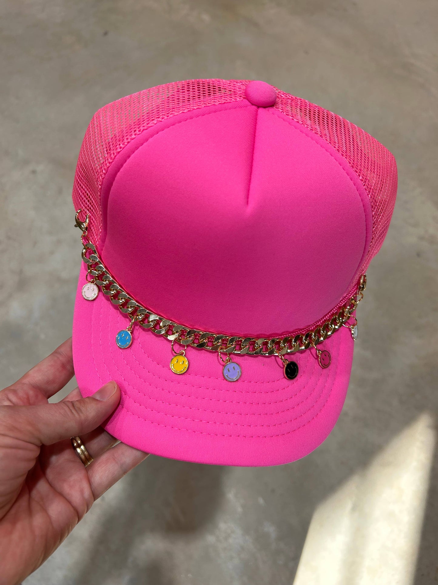 Smiley Trucker Hat Chain