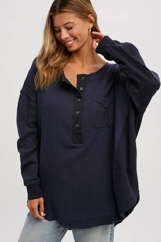 BUTTON UP HENLEY TUNIC: M/L / NAVY